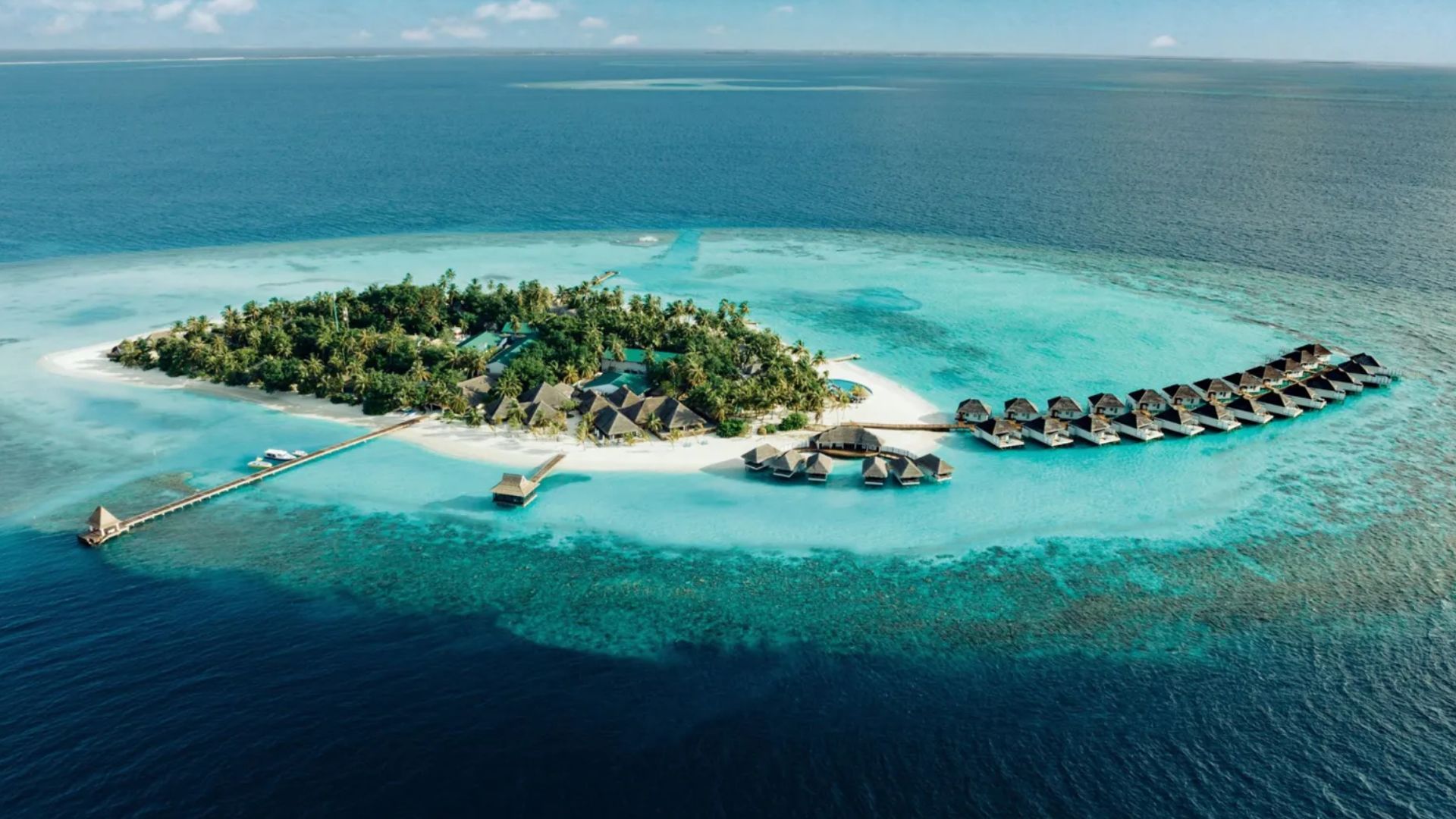 Escape to the breathtaking Maldives